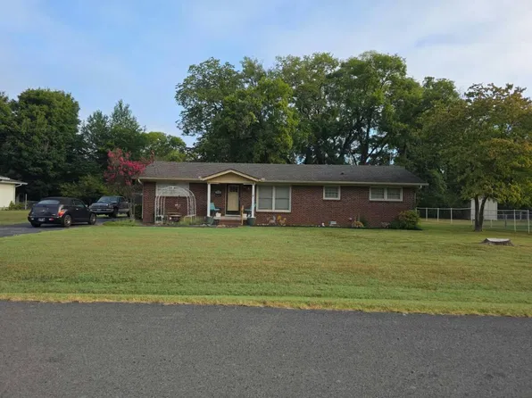 910 Dogwood Dr, Murfreesboro, TN 37129