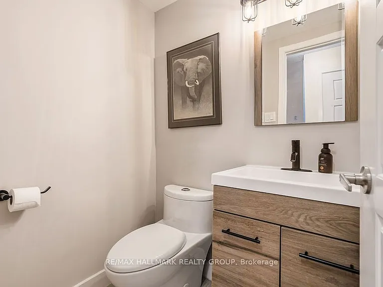 409 Montfort St #4 — Photo 28