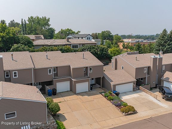 2nd image of 681 Hillside Dr