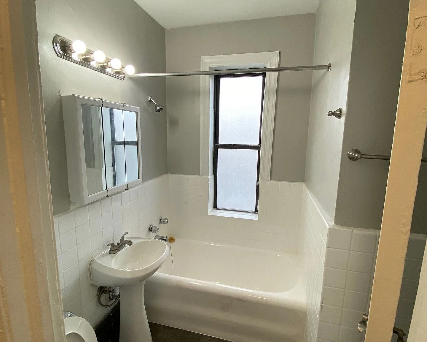 Shorewind Apartments Tower — Photo 3