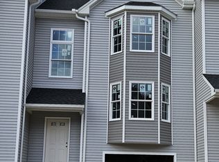 14 Summer Brook Way, Seymour, CT 06483