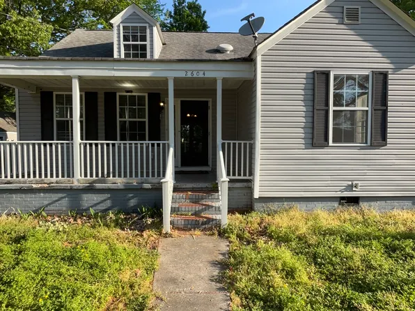 2604 Elkhart St, Chesapeake, VA 23323