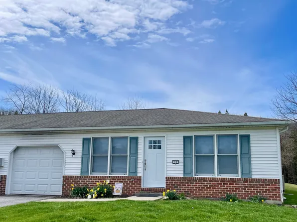 14 May Dr, Dillsburg, PA 17019