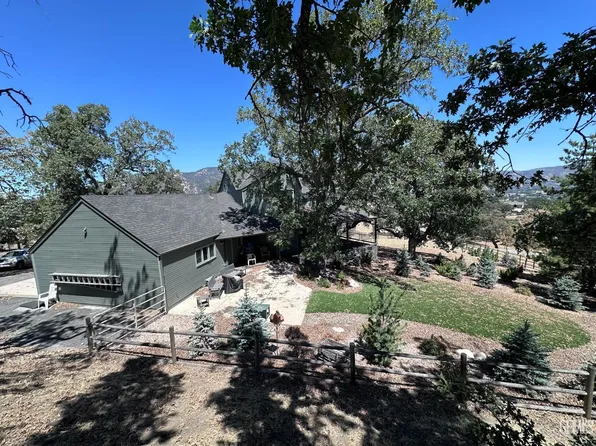 30880 Pinedale Dr, Tehachapi, CA 93561