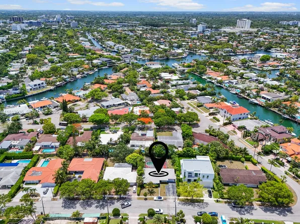 12480 Keystone Island Dr, North Miami, FL 33181