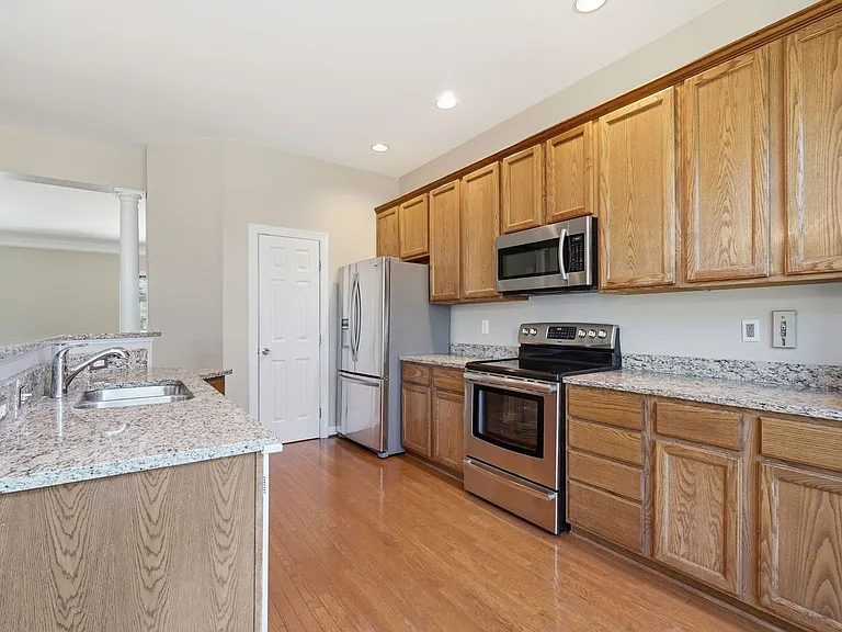 25384 Herring Creek Dr — Photo 9