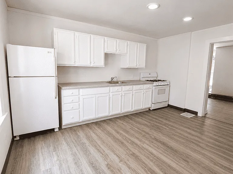 1004 Linda Vista Ave #1 — Photo 1