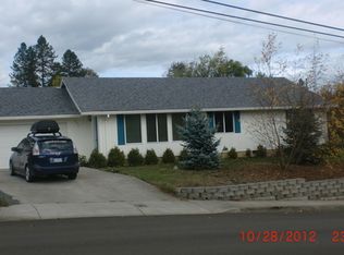 693 NE Johnson St, Myrtle Creek, OR 97457