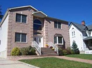 195 Walnut St, Nutley, NJ 07110