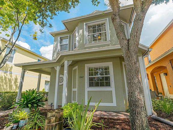 2nd image of 2147 SE Bell Isle Drive