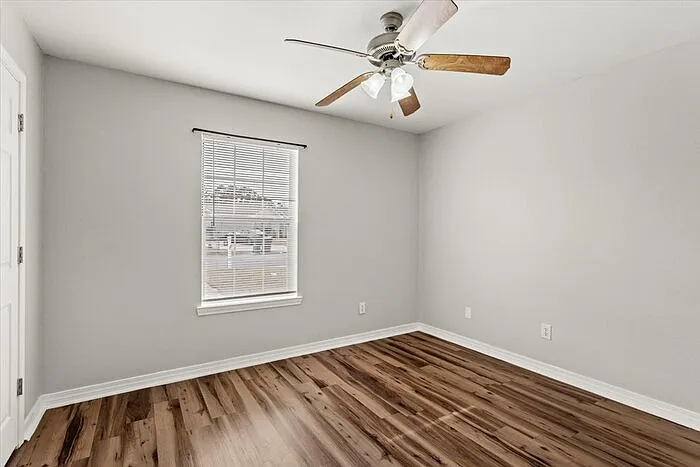 5467 Quail Creek Cir — Photo 24