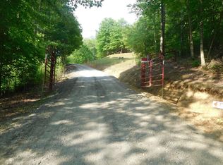 115 Hollyberry Ln, Marshall, NC 28753