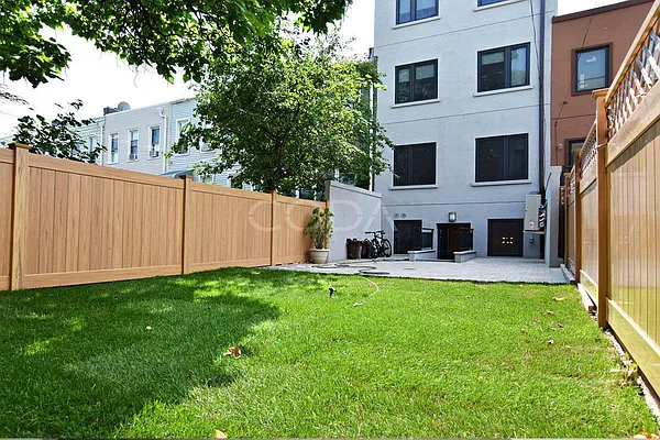 Rented by Coda Real Estate NYC | media 2