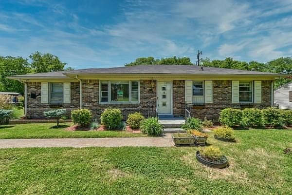 1st image of 1034 Meadowview Dr