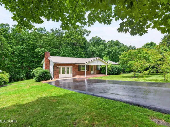 340 Prentice St, Crossville, TN 38555