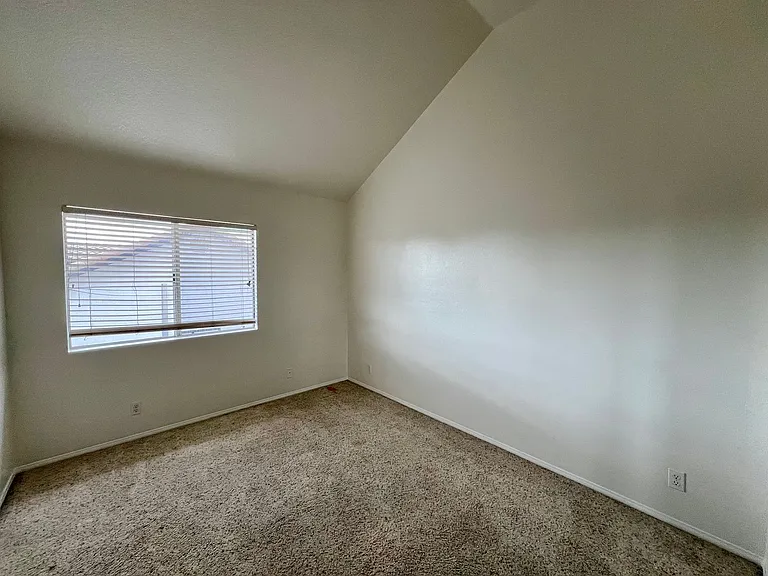 13940 Annandale Ln — Photo 23