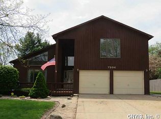 7206 Kendall Dr E, East Syracuse, NY 13057