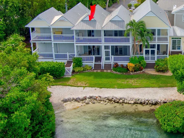 5002 Sunset Village Dr, Duck Key, FL 33050