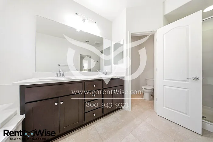 1583 Sylvia St — Photo 20