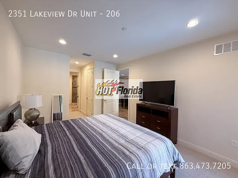 2351 Lakeview Dr #206 — Photo 17