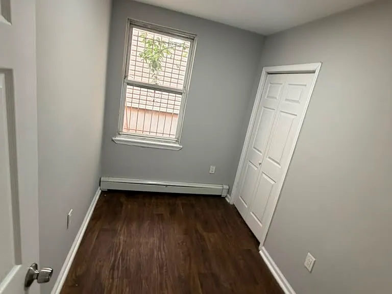 228 S 5th St #2B — Photo 10