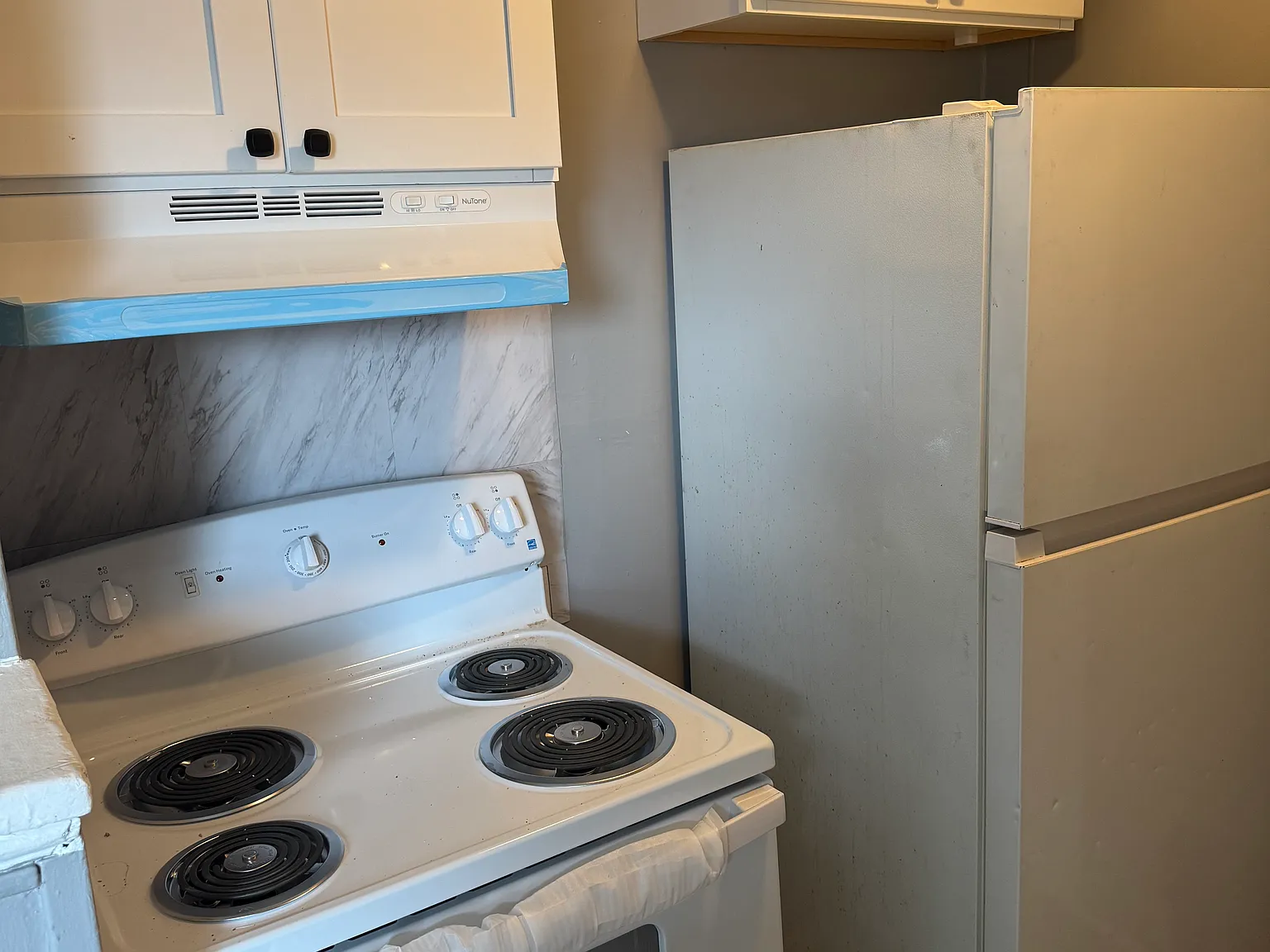 3 bed, 1.5 bath, 1100 sqft, $1,400 — Photo 2