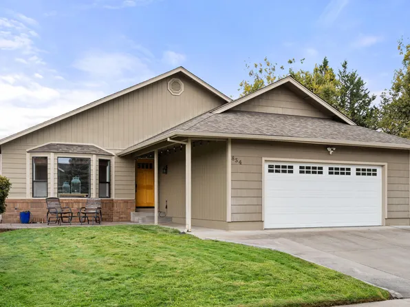 854 Delsie Dr, Grants Pass, OR 97527