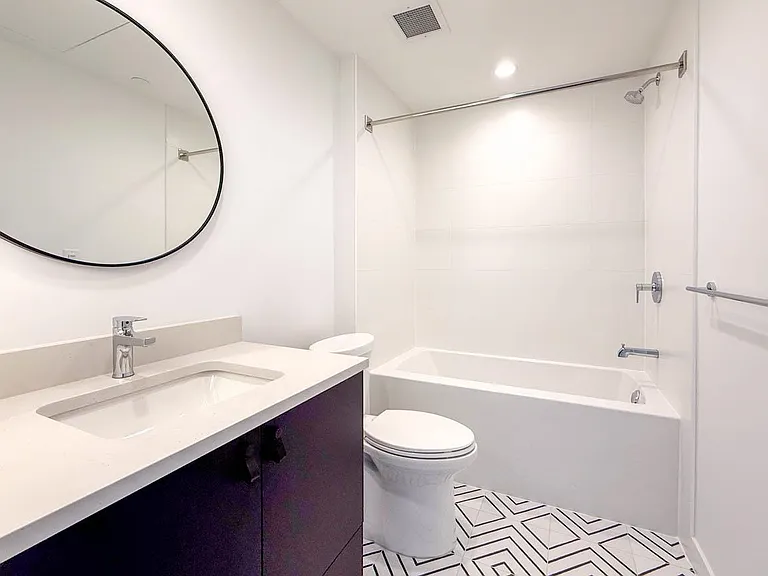 1680 E 12th Ave #204 — Photo 23