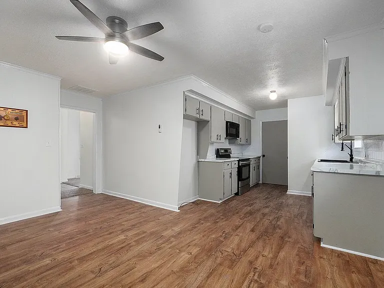 2316 S Barcliff Ave — Photo 10