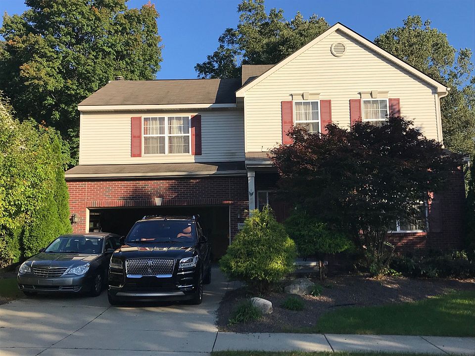 1st image of 39083 Cheshire Dr