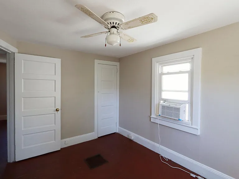 39 Moran Ave — Photo 23