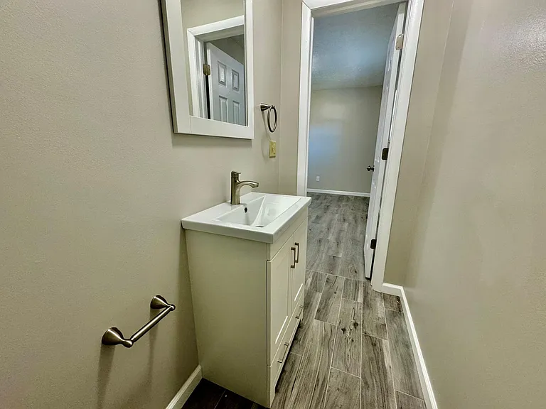 1542 E Meadowbrook Dr — Photo 19