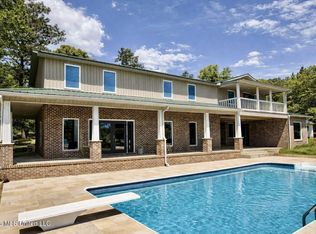 65 Mitchell Rd, Leakesville, MS 39451