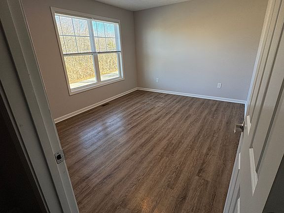 5th image of 114 Washington St #114