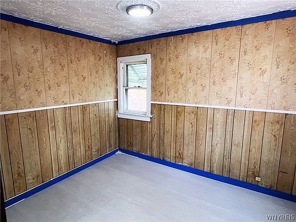 5th image of 1116 La Salle Ave