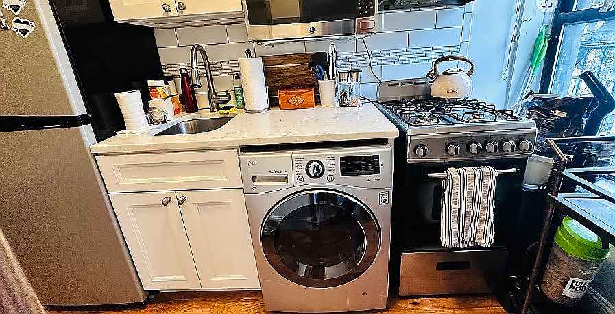 1st image of 518 E 6th St APT 3