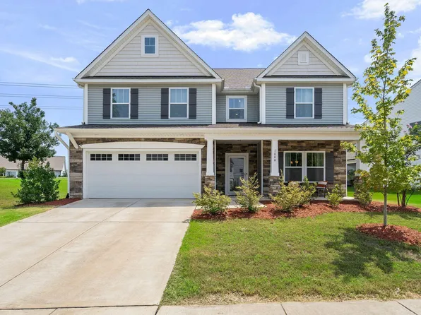 1000 Atlantis St, Fuquay Varina, NC 27526