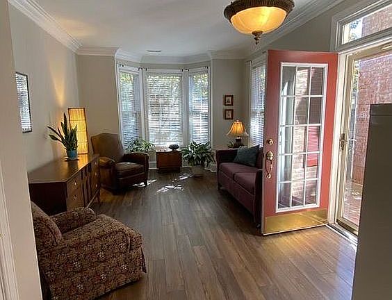 2nd image of 221 Twain Ave