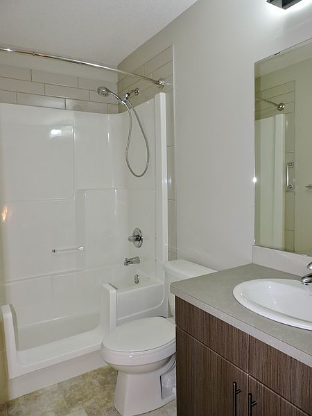 Edmonton House for rent - 4 Bedrooms — photo 21