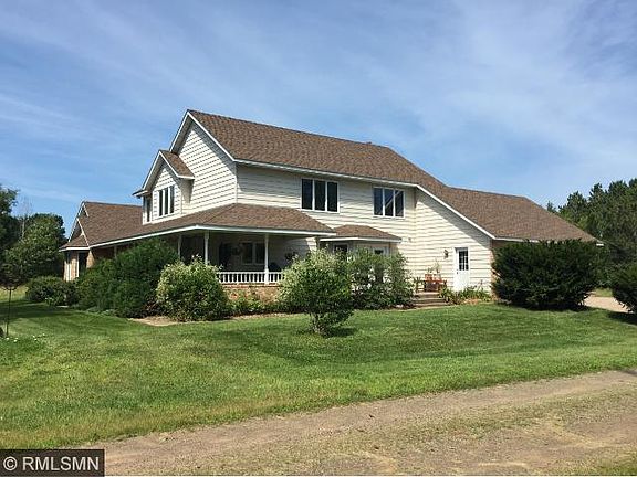 2nd image of 409 1st St NE