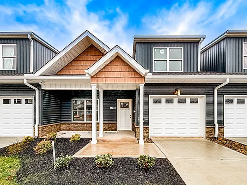 1404 Summer Meadow Dr Photo 1
