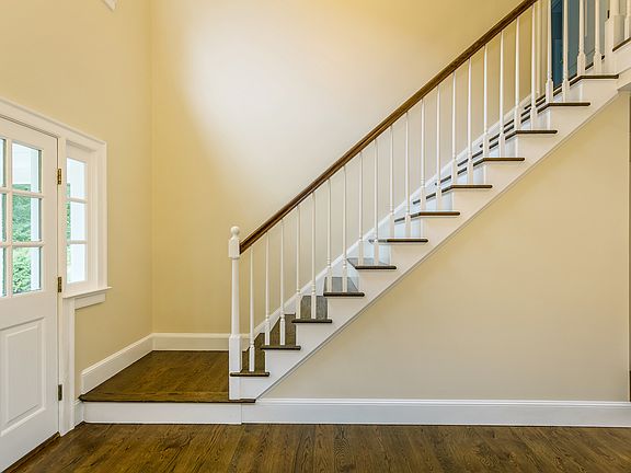 154 Painter Hill Road