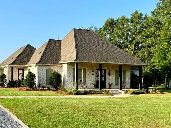 309 Highland Crest Dr, Covington, LA 70435