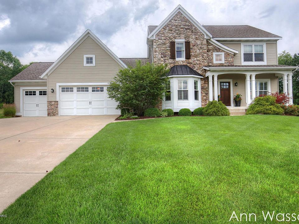 1st image of 73 Riverchase Dr NE