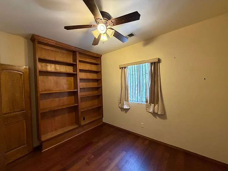 6323 Pima Pl NW — Photo 29