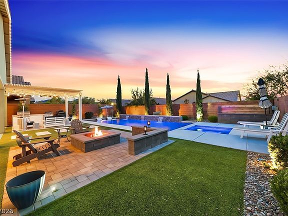 2nd image of 2571 Aggraziato St
