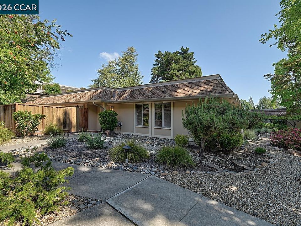 1st image of 2217 Ptarmigan Dr APT 2