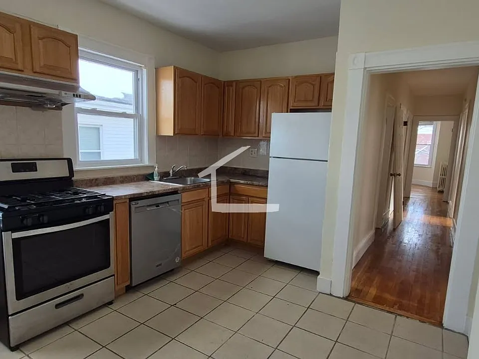 120 Murdock St #3