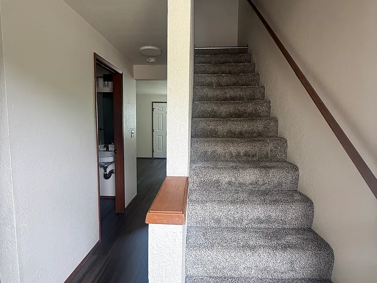 1002 Ash St #1006 — Photo 8