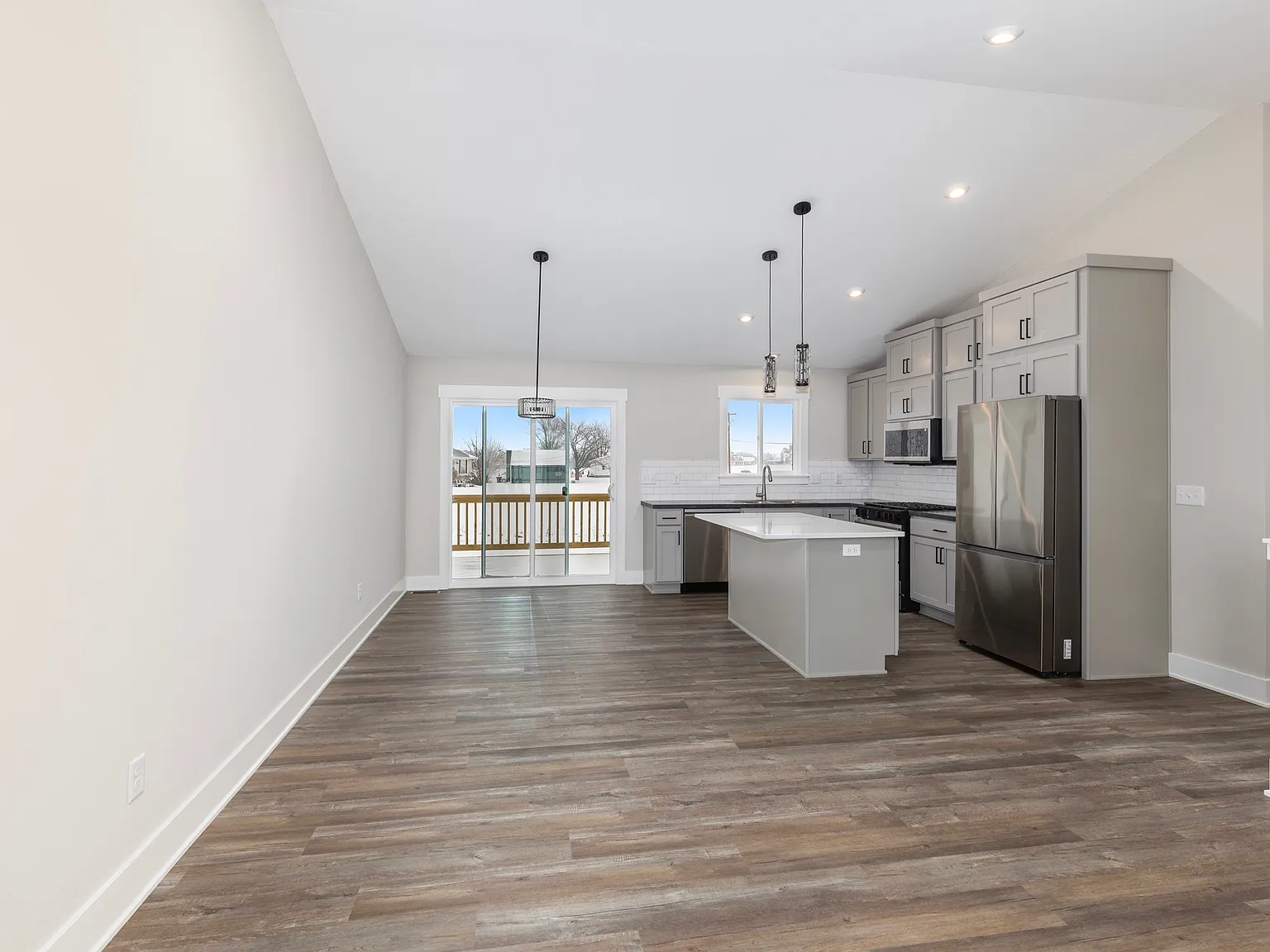 4 bed, 1819 sqft, $2,750 — Photo 4